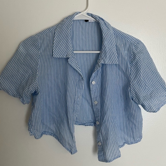 Striped blue button down crop top - Picture 1 of 2
